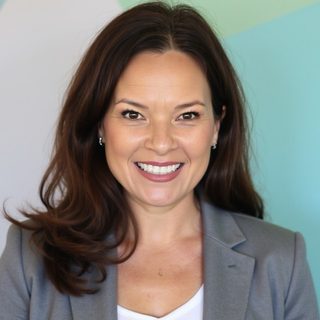 Dr. Lee-Ann Noelani Heely